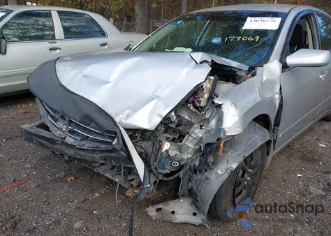 2011 Nissan Altima 2.5 S z USA, uszkodzony, nr VIN 1N4AL2AP4BC179069